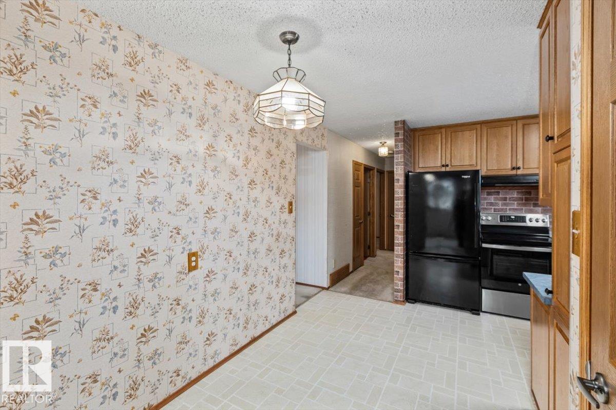 17 Garnet Cr Property Photo 10