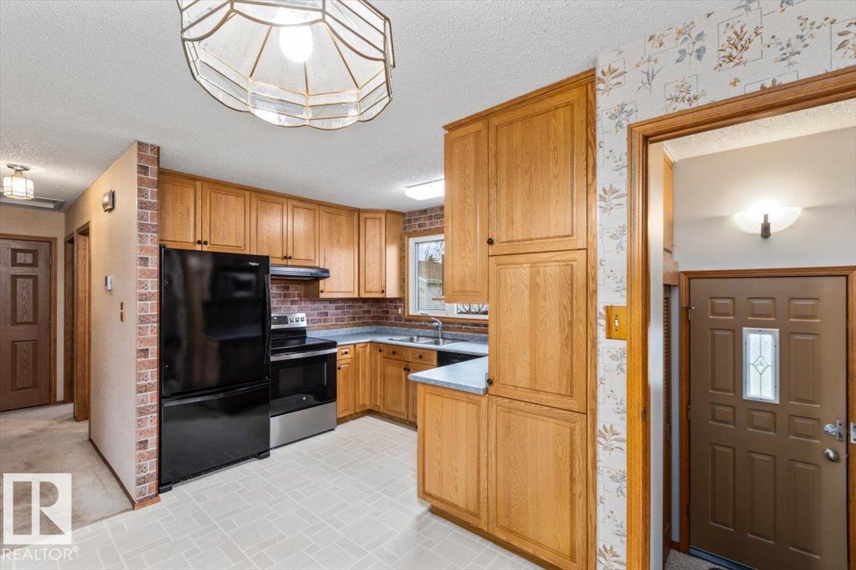 17 Garnet Cr Property Photo 11