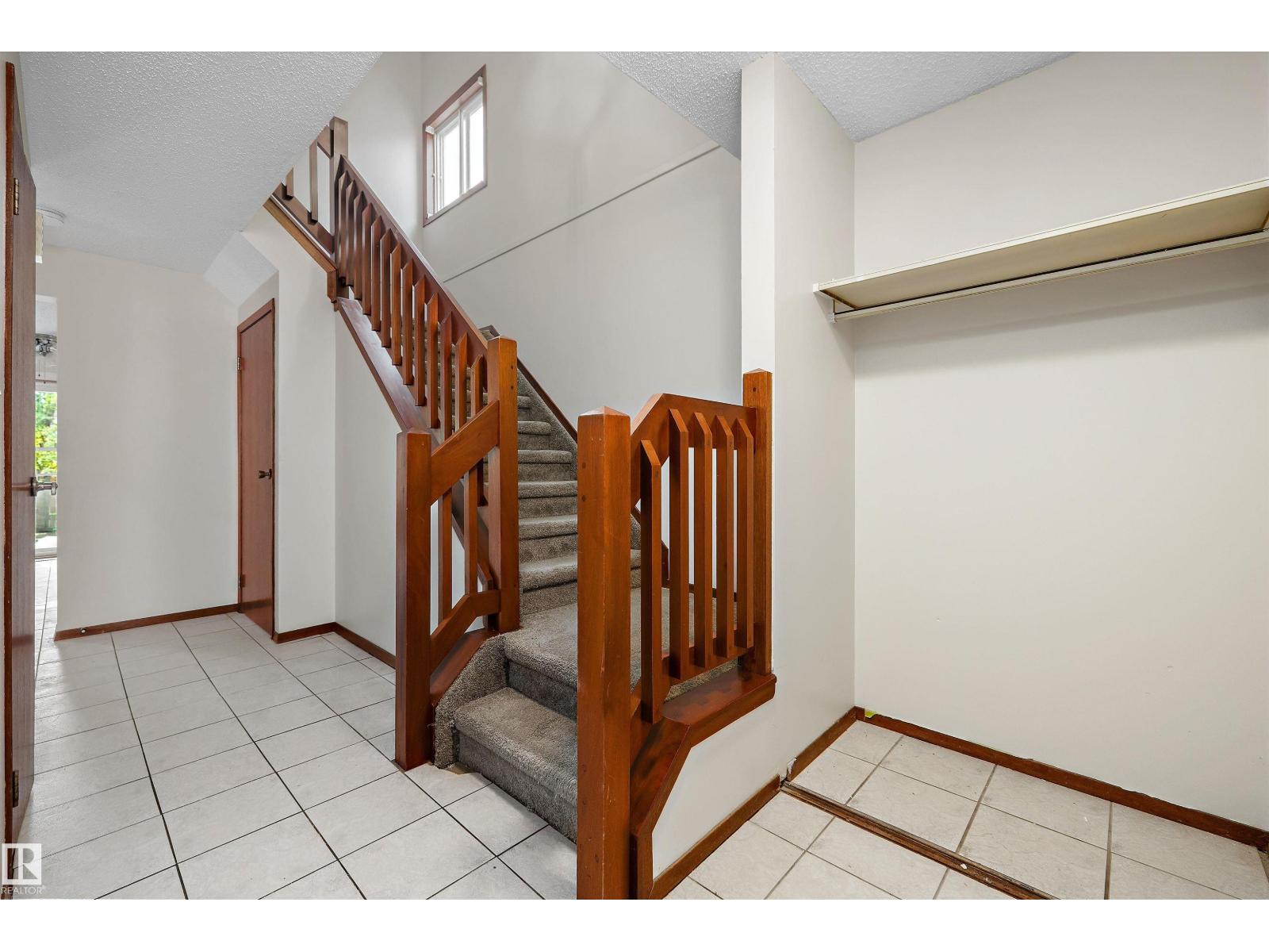 18923 82 Av Nw Property Photo 20