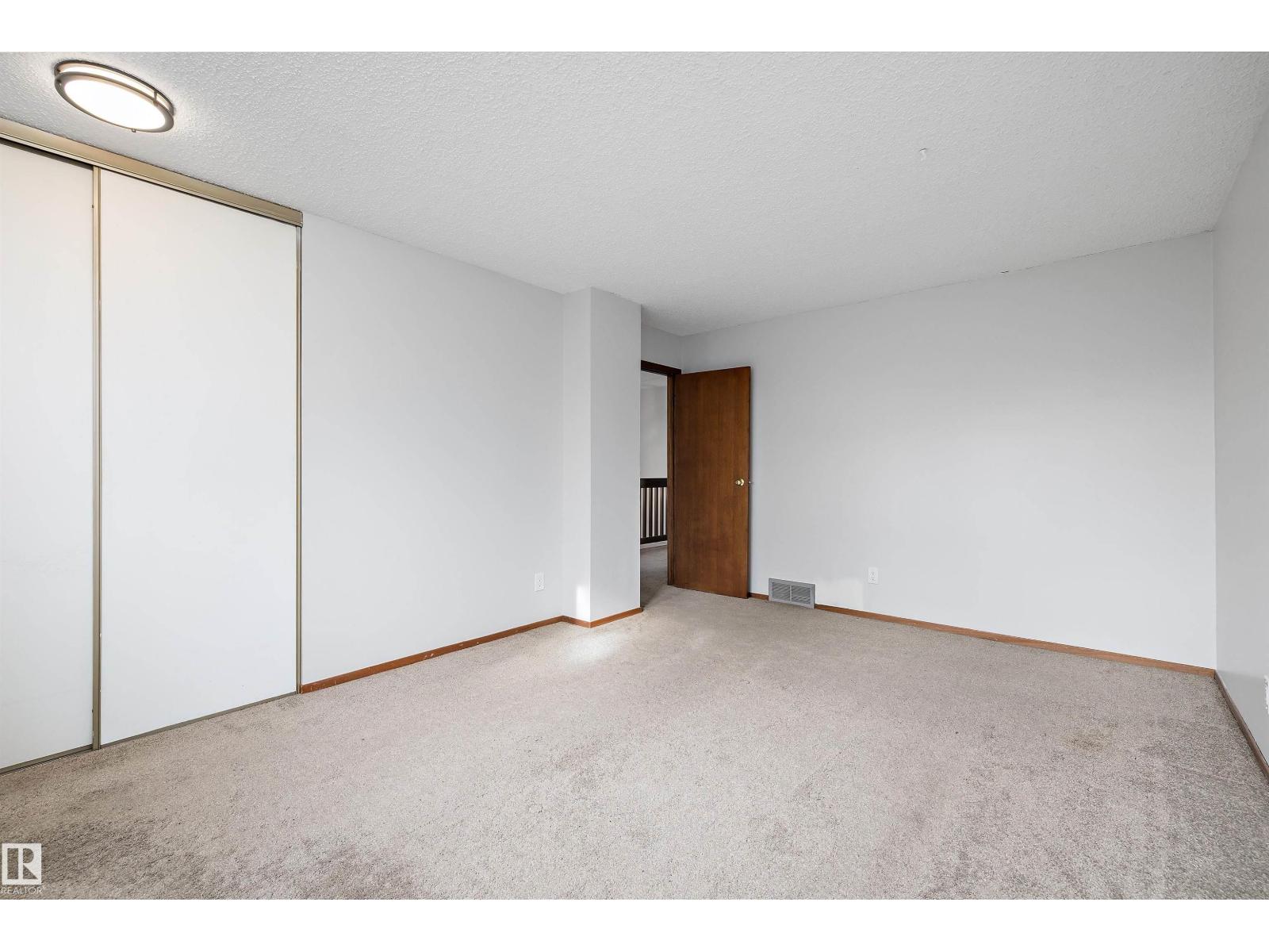18923 82 Av Nw Property Photo 29