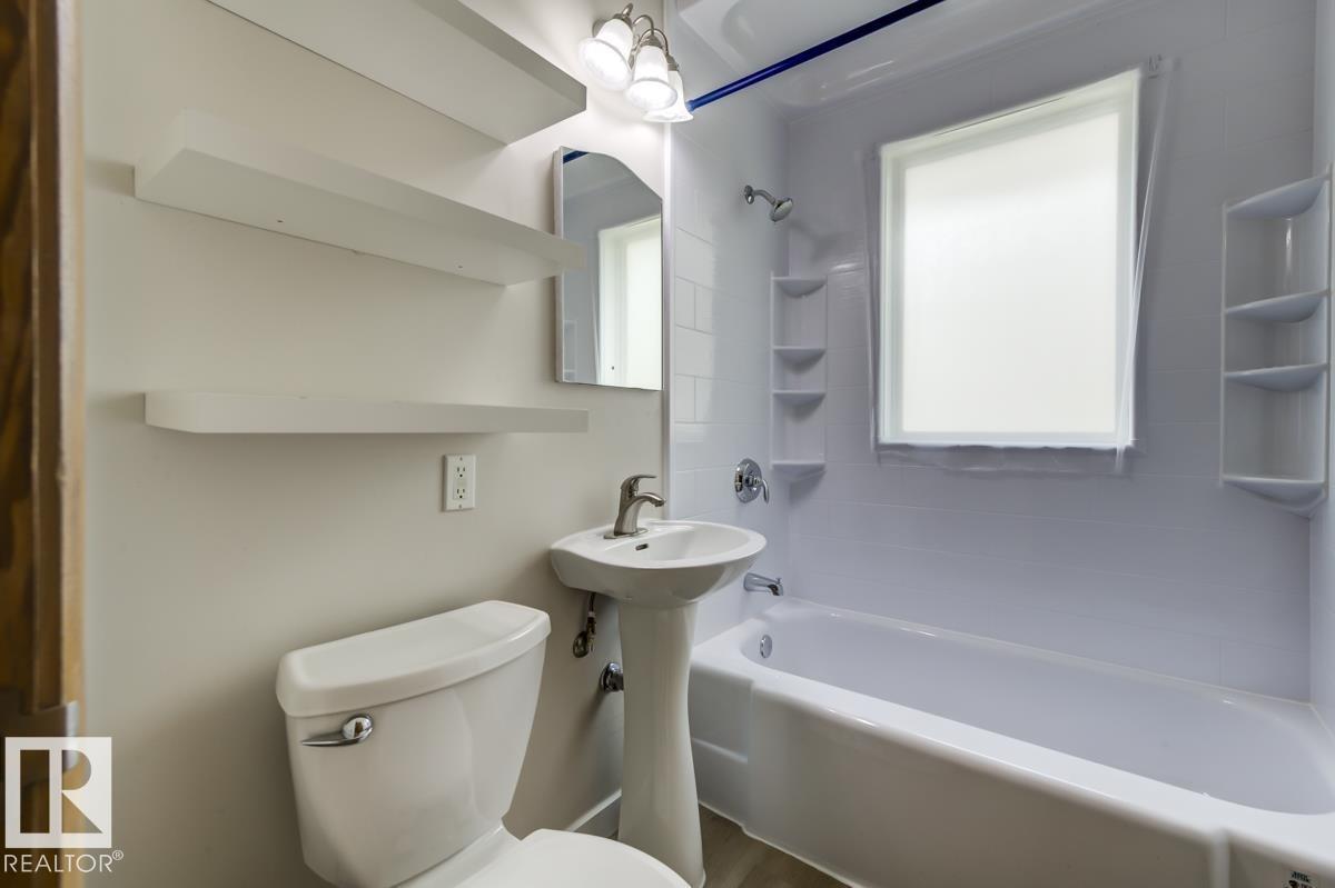 8511 64 Av Nw Property Photo 16