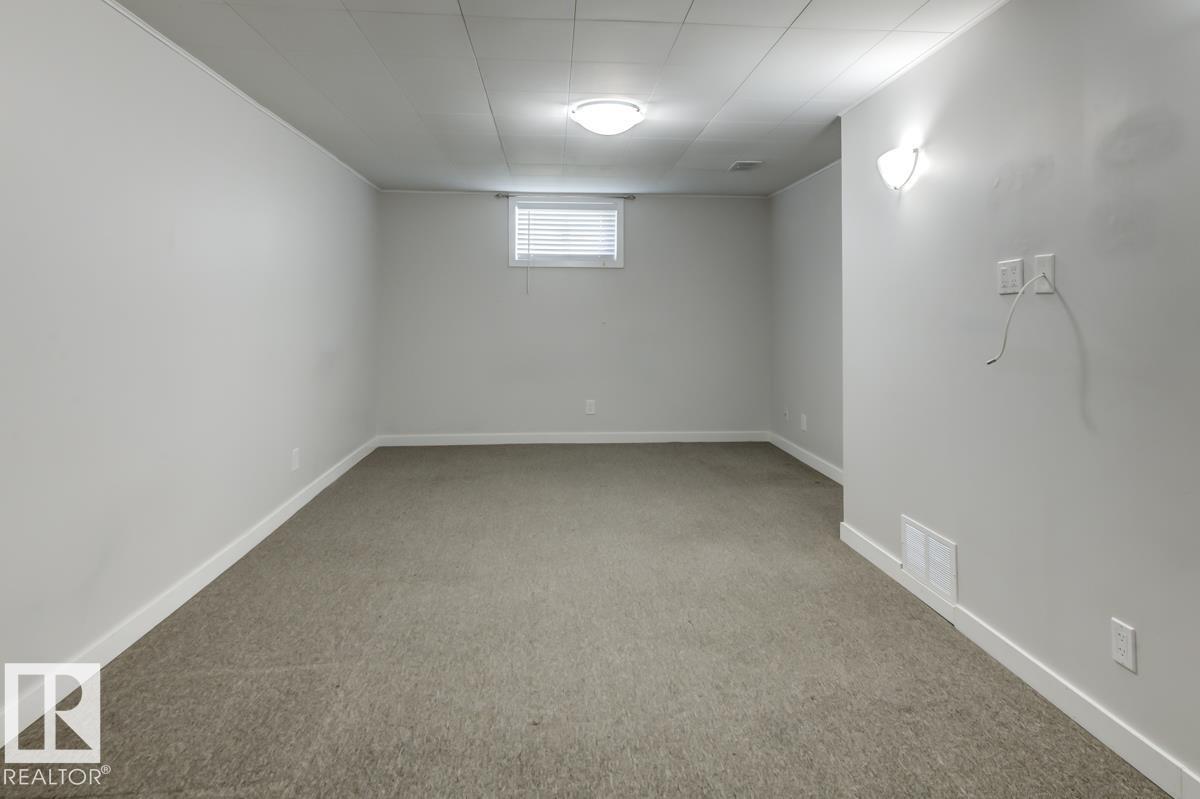 8511 64 Av Nw Property Photo 28