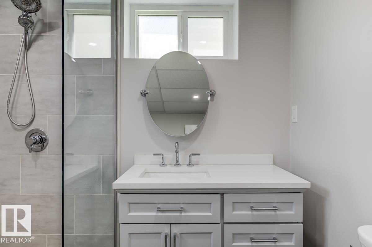 8511 64 Av Nw Property Photo 35