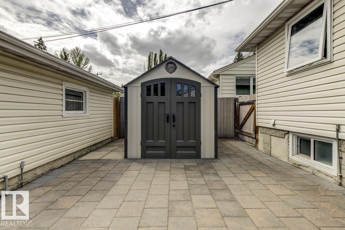 8511 64 Av Nw Property Photo 44