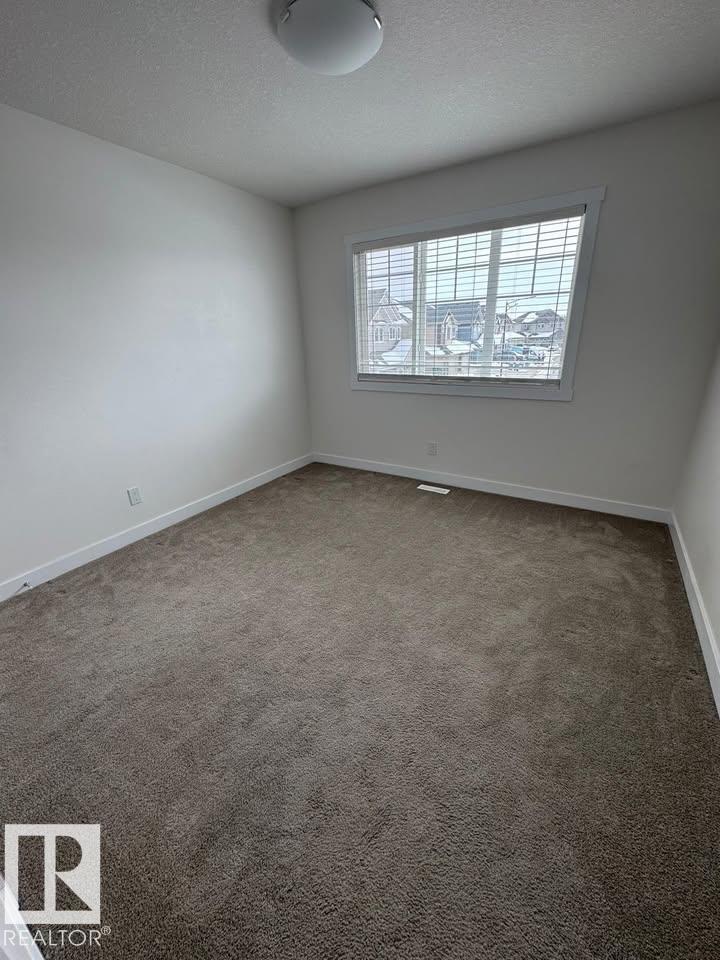 938 Daniels Loop Sw Property Photo 7