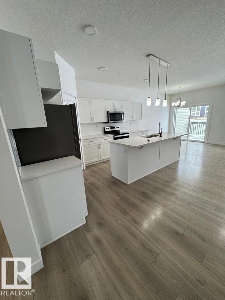 938 Daniels Loop Sw Property Photo 18