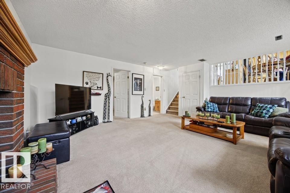 15239 63 St Nw Property Photo 27