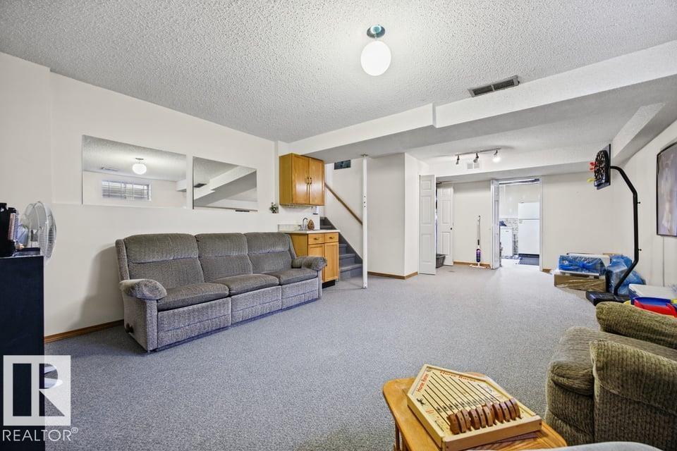 15239 63 St Nw Property Photo 33
