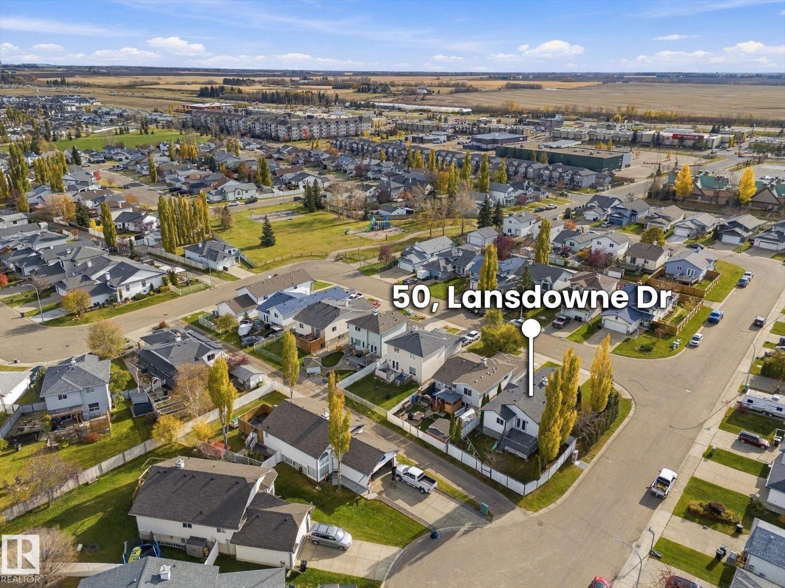 50 Landsdowne Dr Property Photo 2