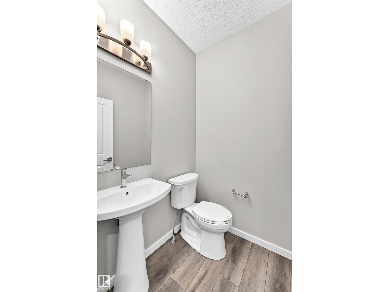 315 35 Av Nw Property Photo 13