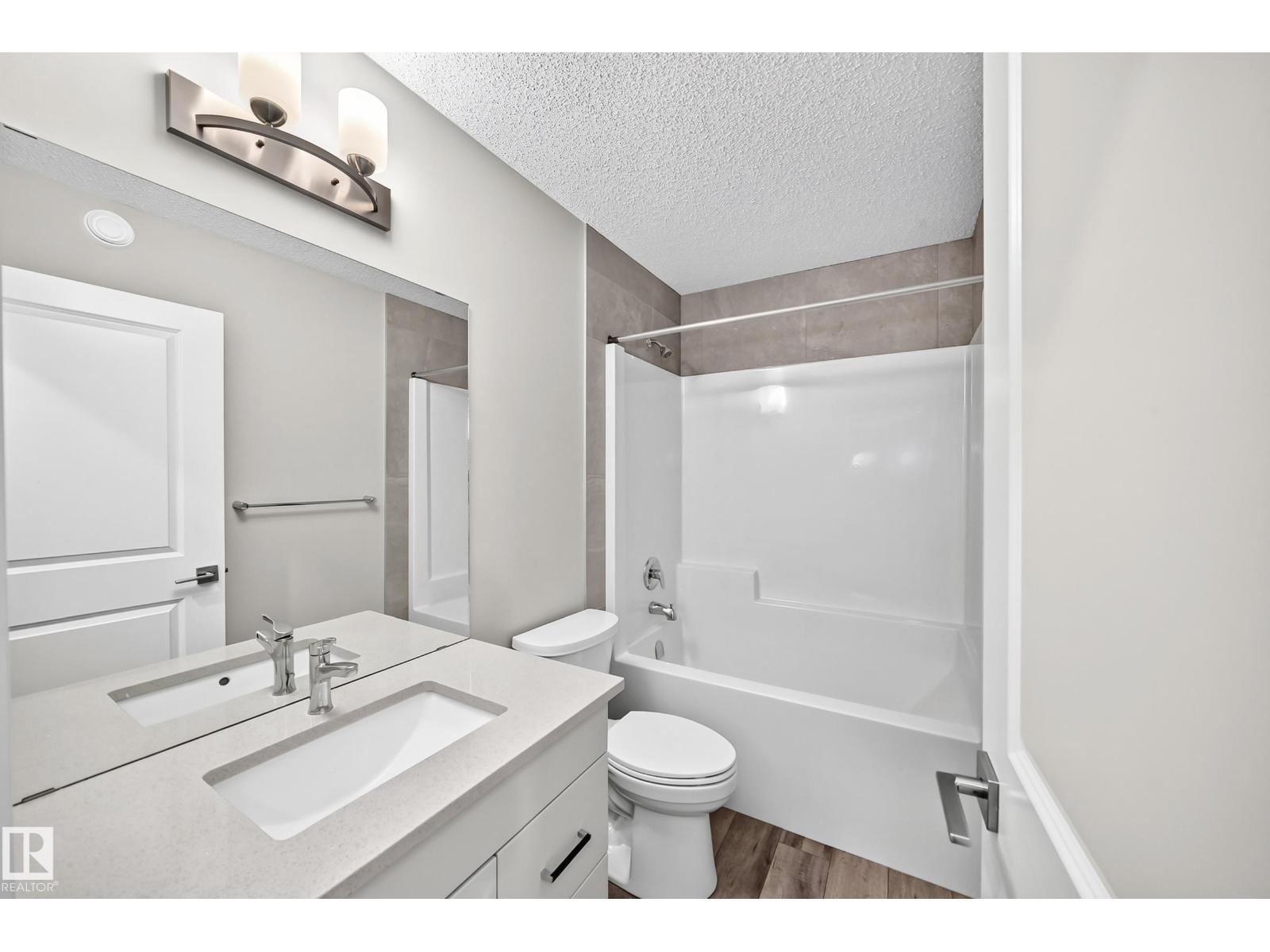 315 35 Av Nw Property Photo 24