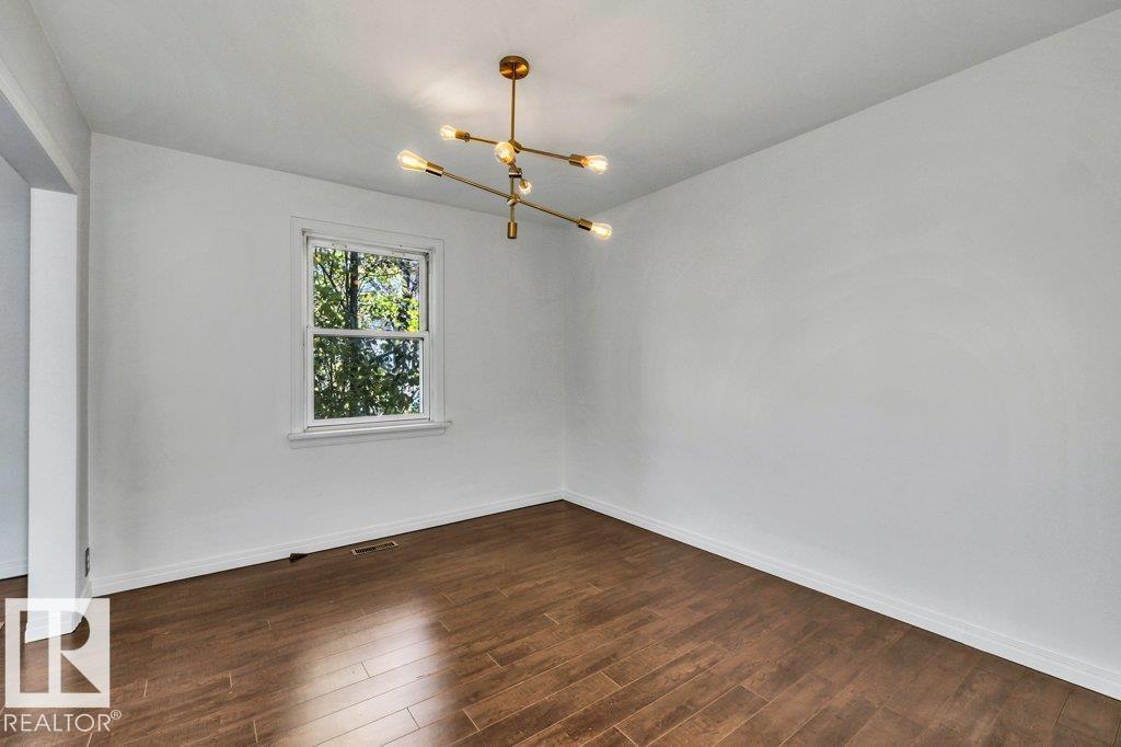 7747 79 Av Nw Property Photo 11