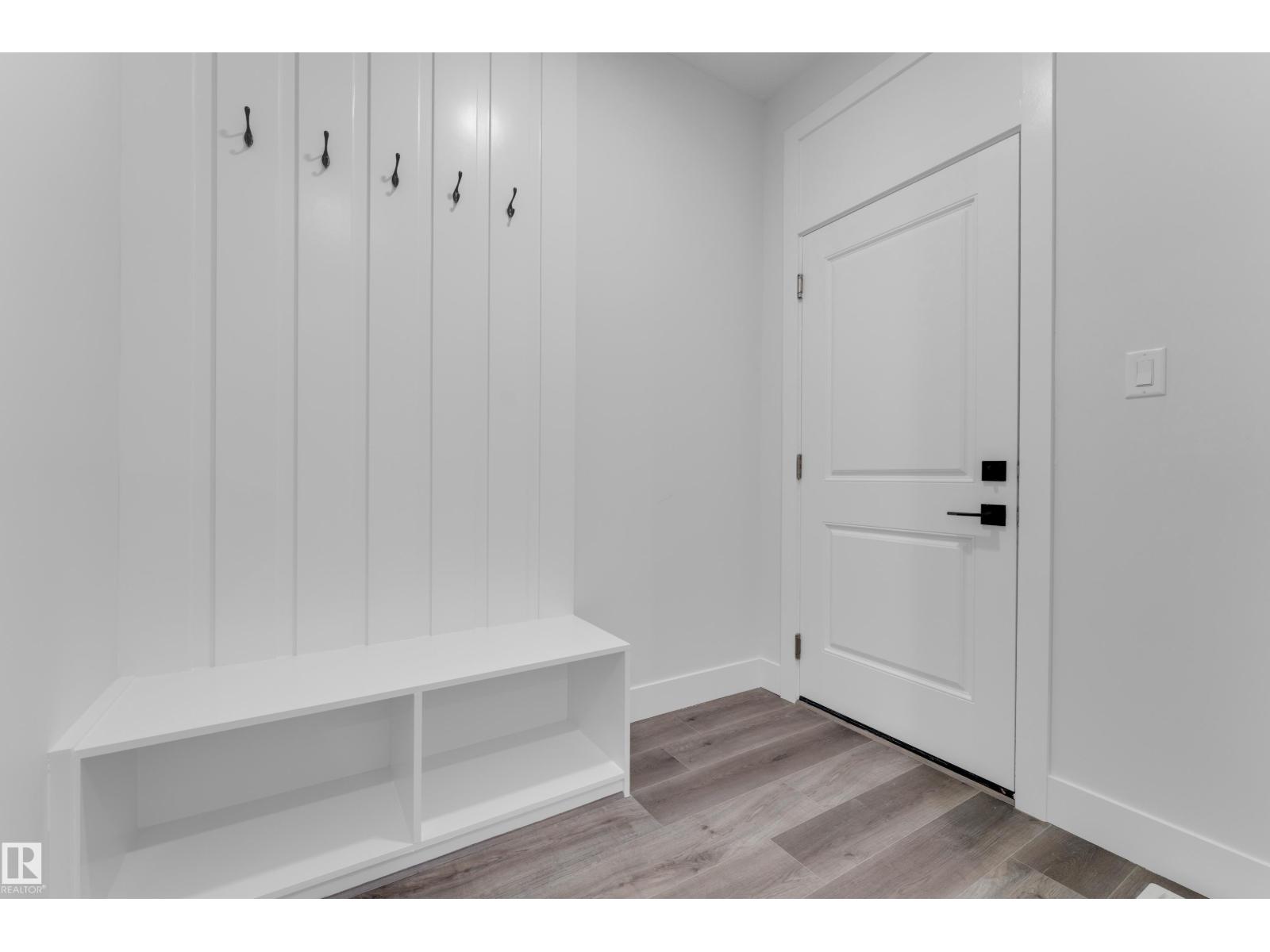 4319 36 St Property Photo 11