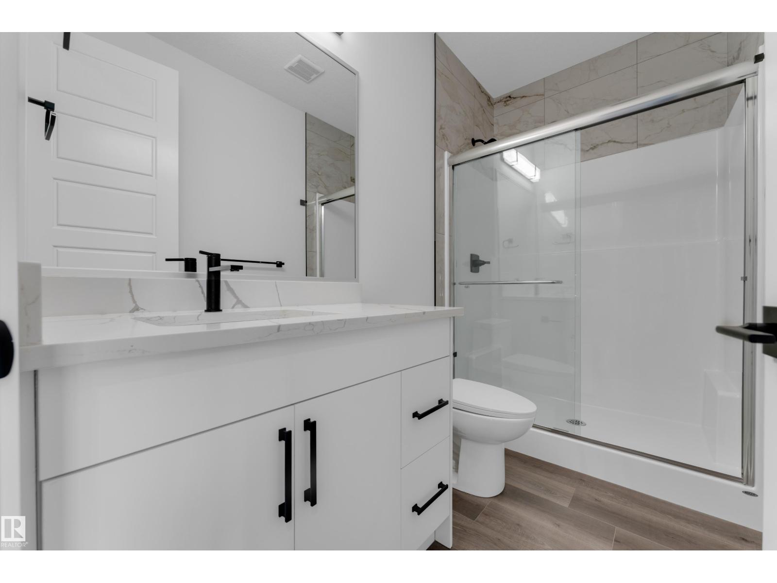 4319 36 St Property Photo 13