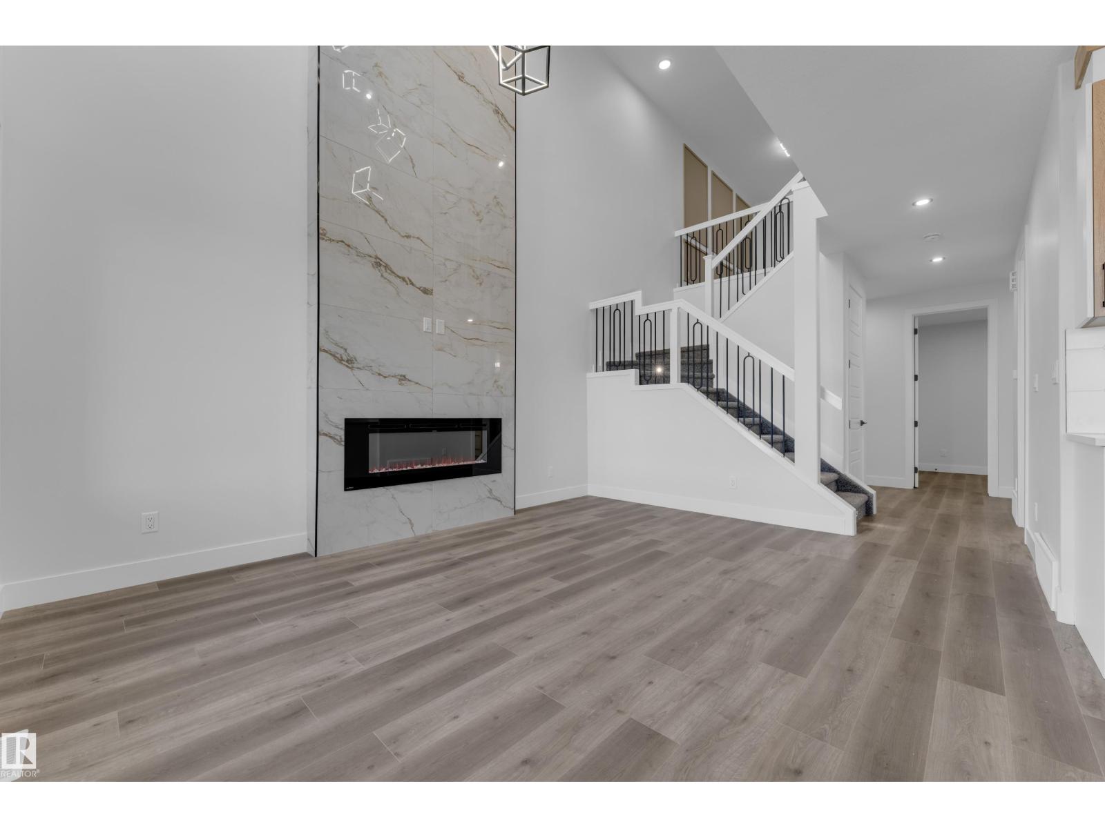 4319 36 St Property Photo 15
