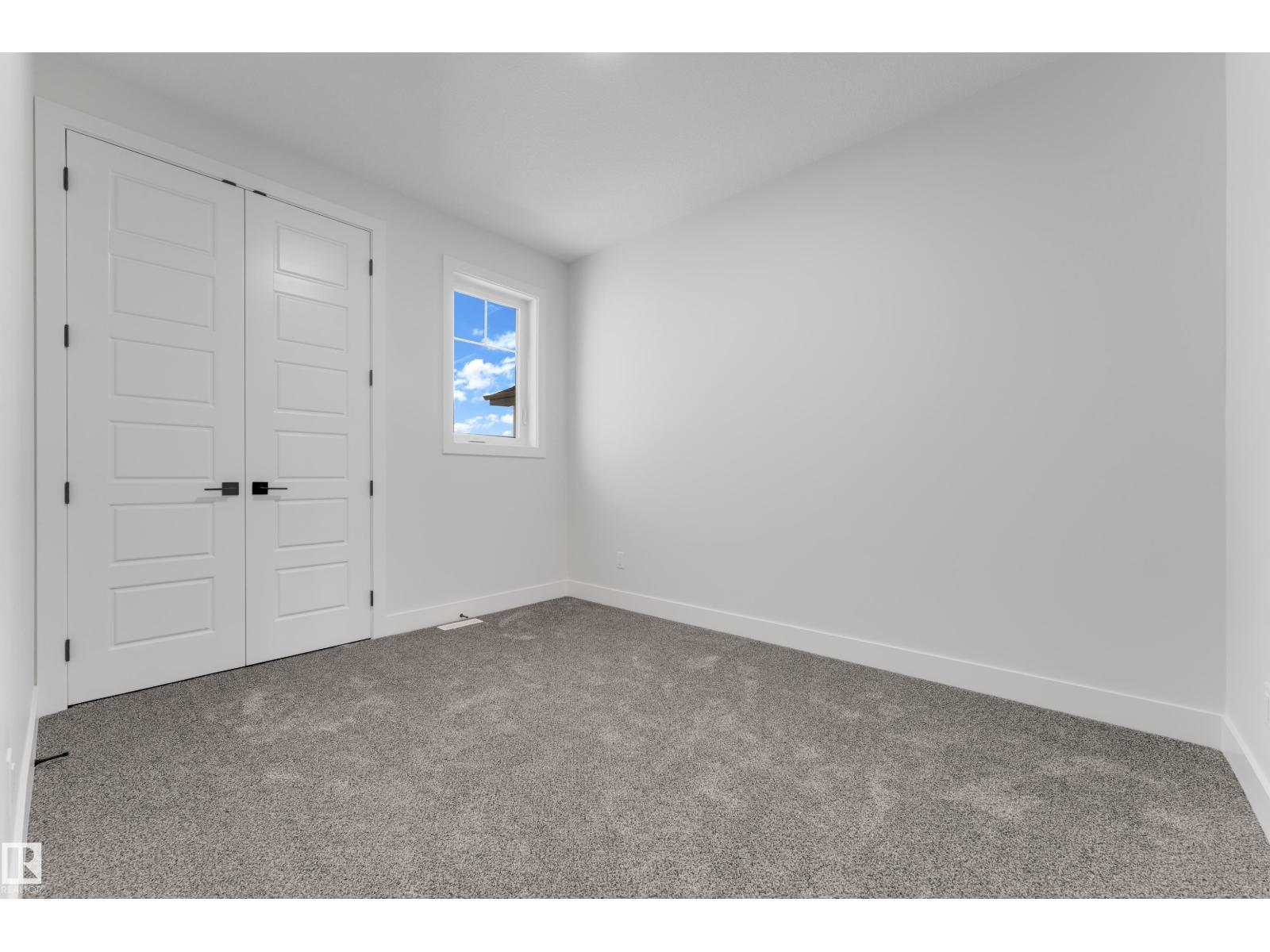 4319 36 St Property Photo 37