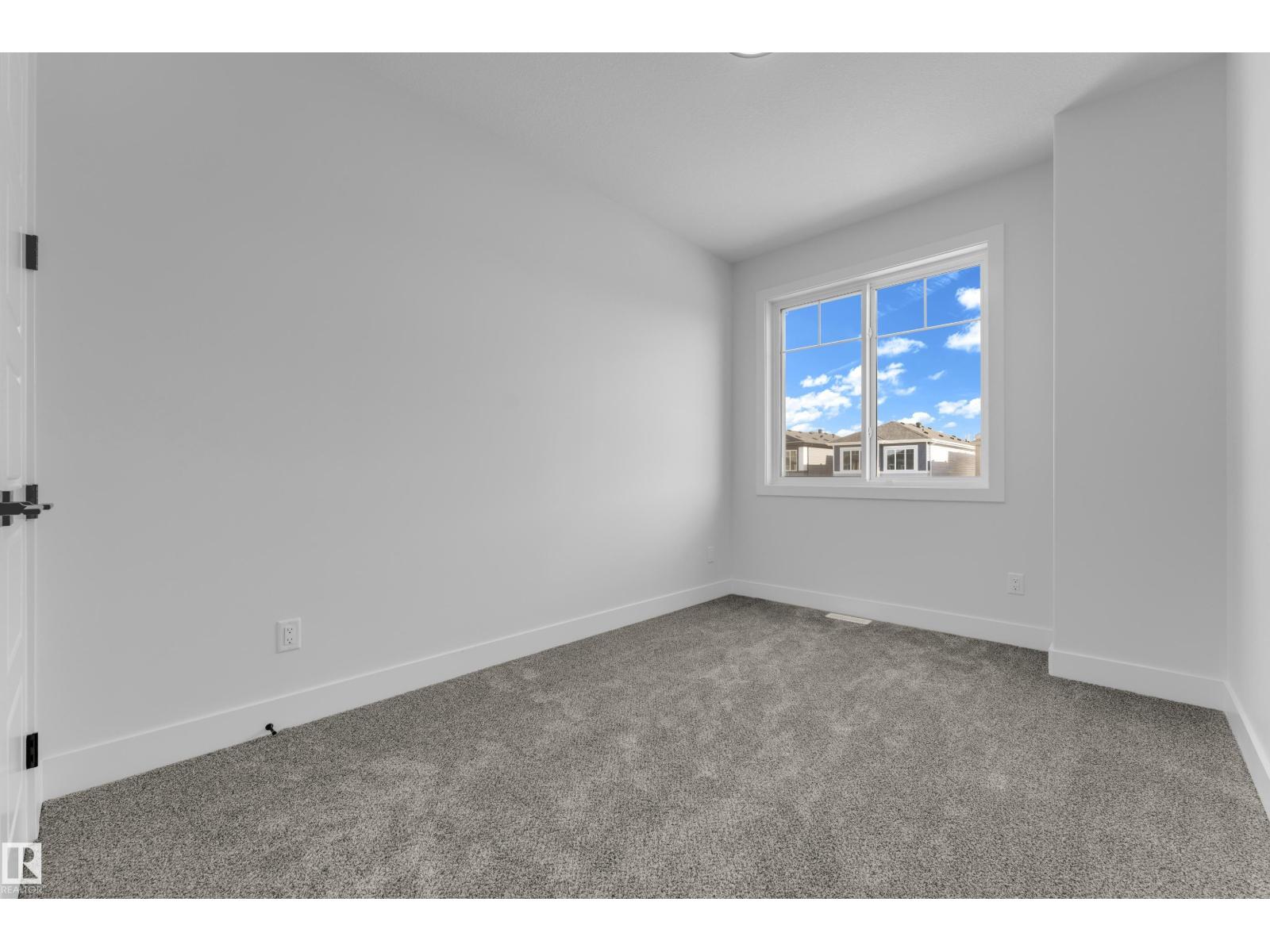 4319 36 St Property Photo 40