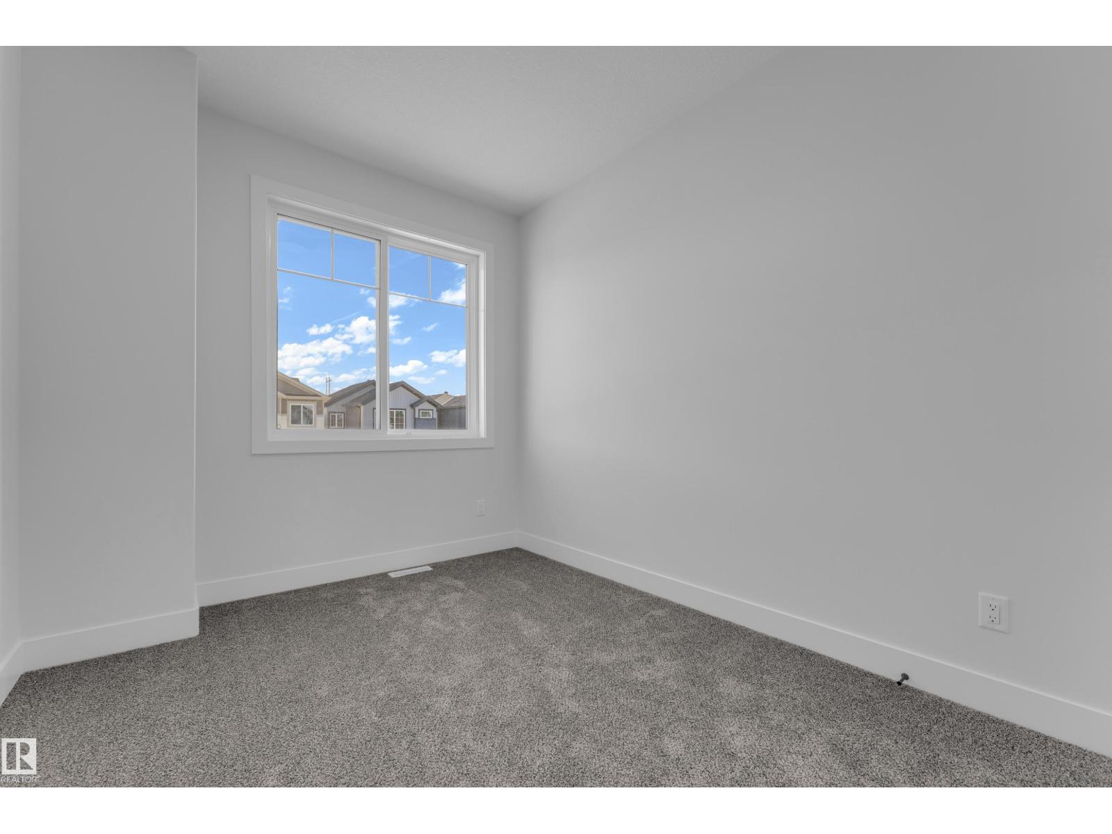 4319 36 St Property Photo 42
