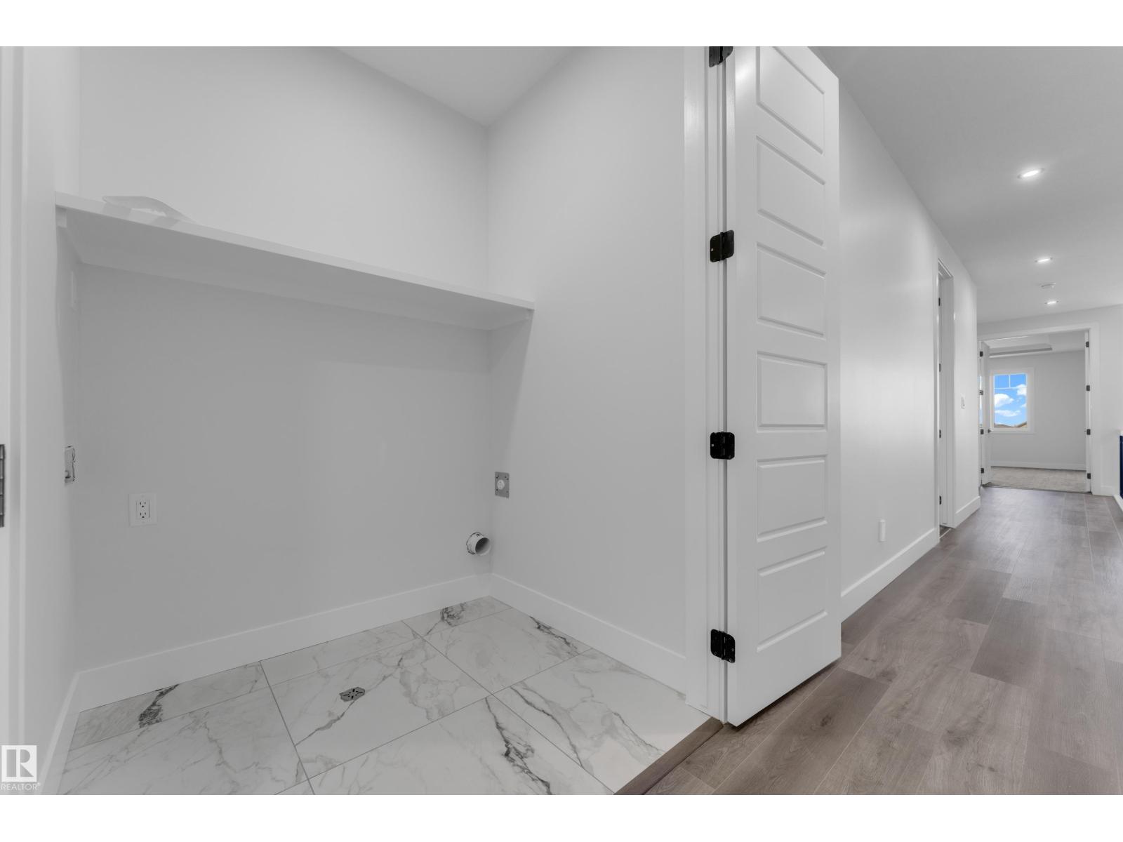 4319 36 St Property Photo 44