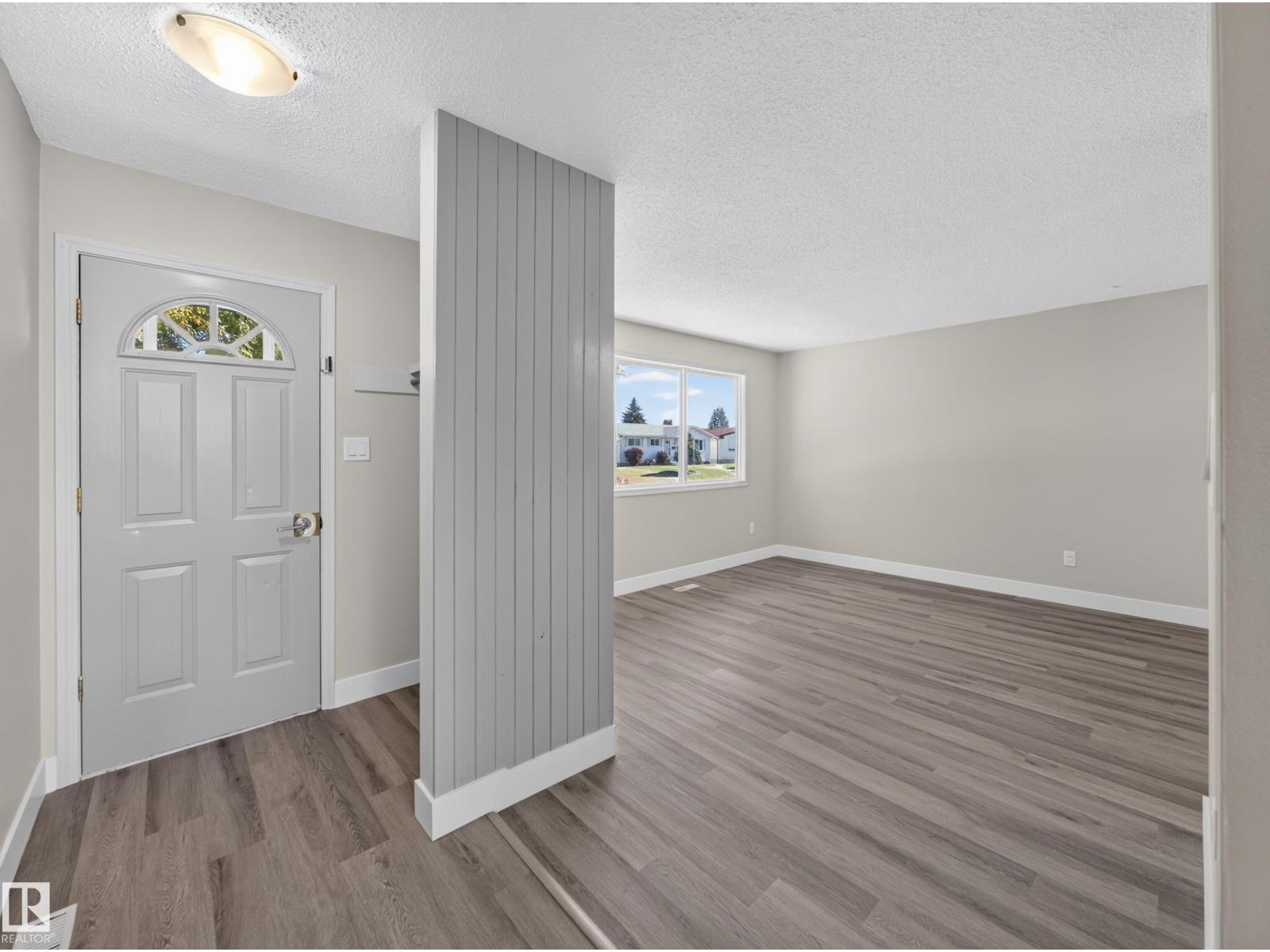 15124 88a St Nw Property Photo 3