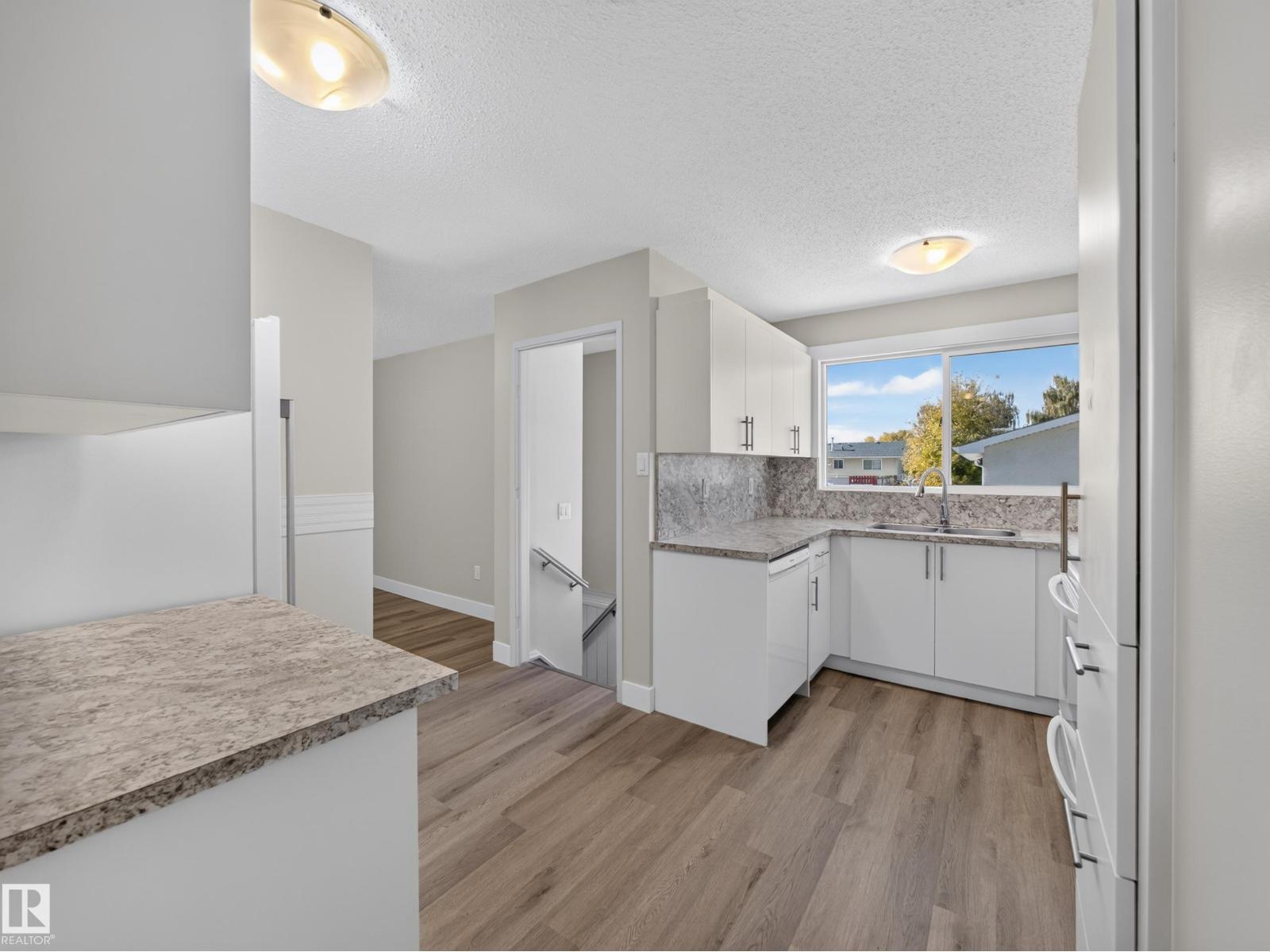 15124 88a St Nw Property Photo 4