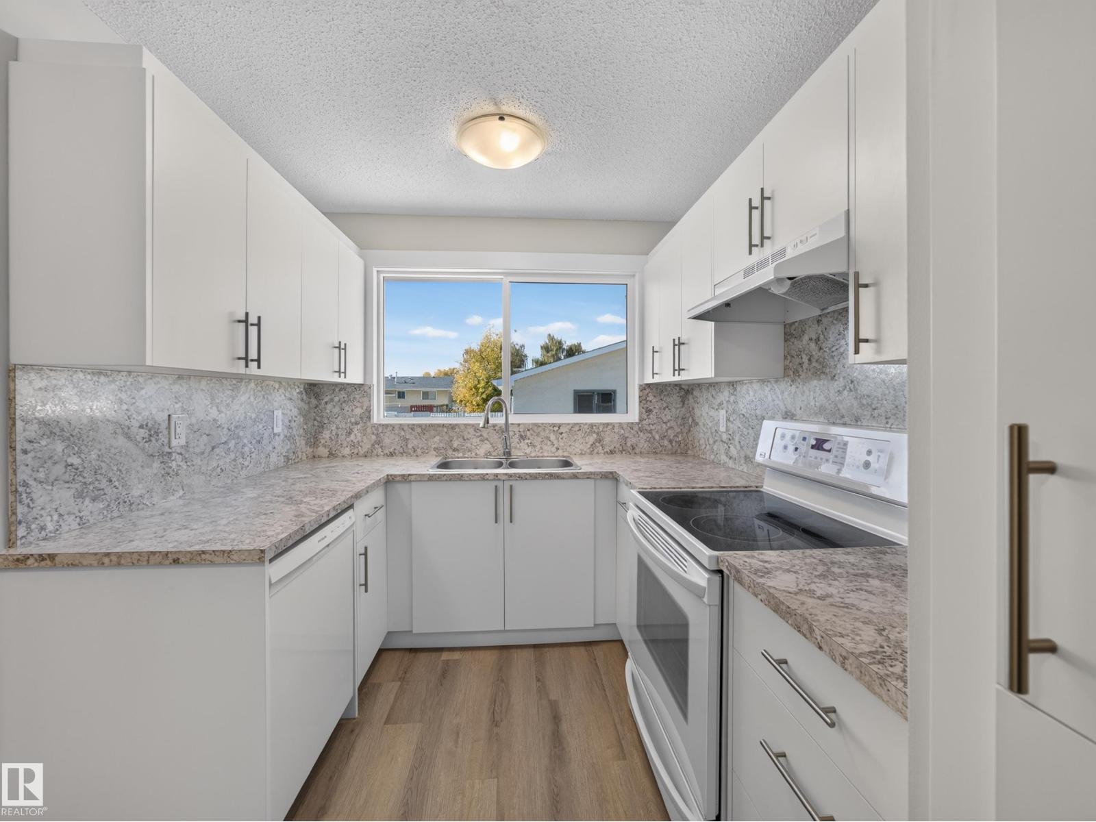 15124 88a St Nw Property Photo 5