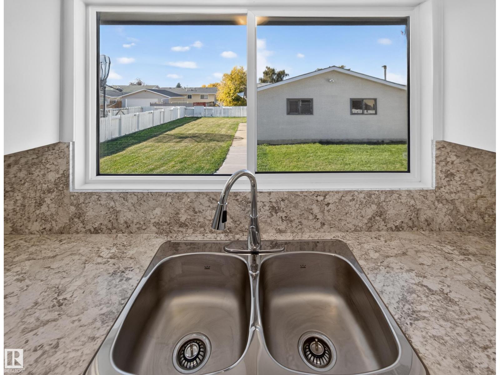 15124 88a St Nw Property Photo 6