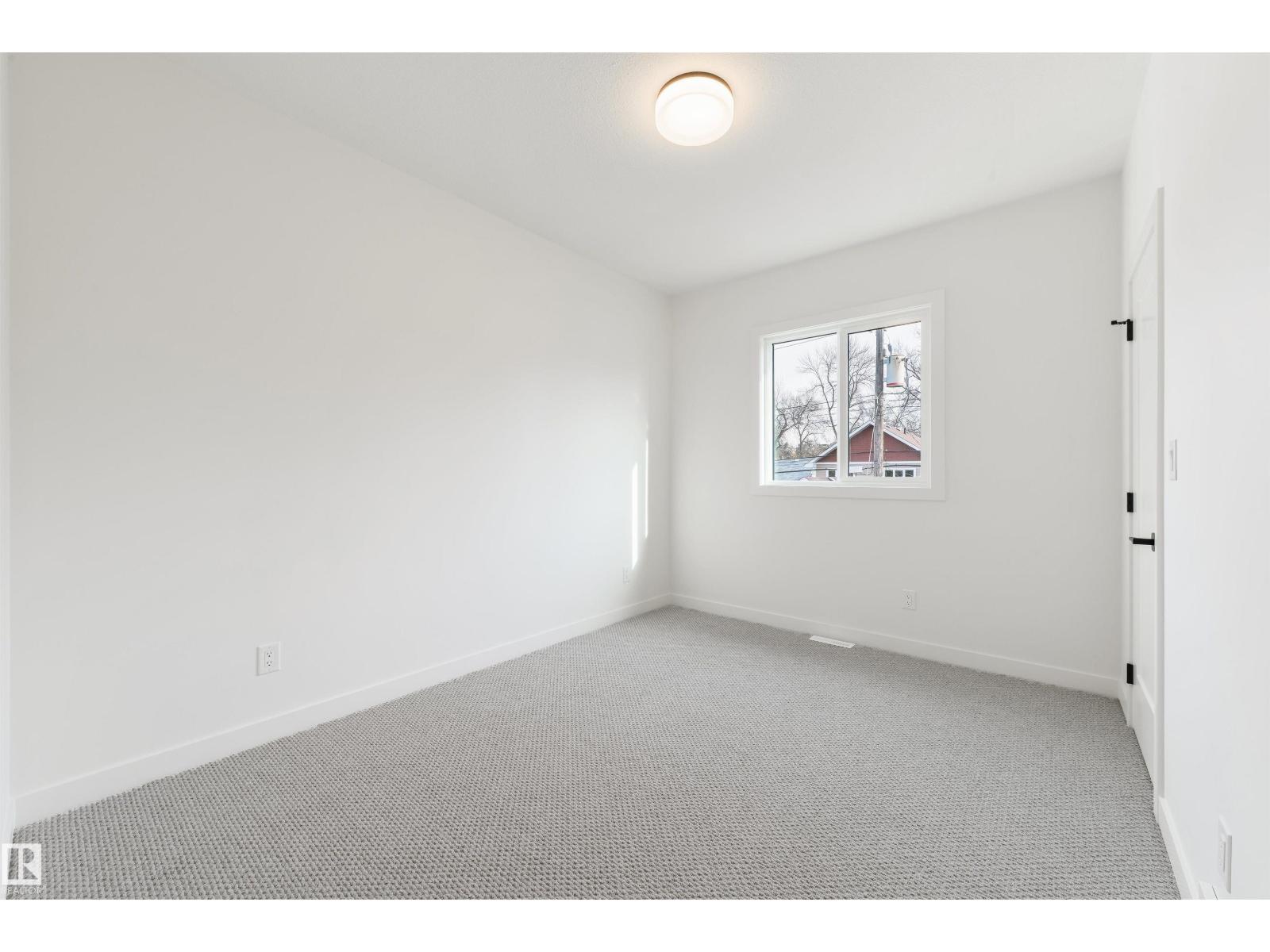 9513 101 St Nw Property Photo 36