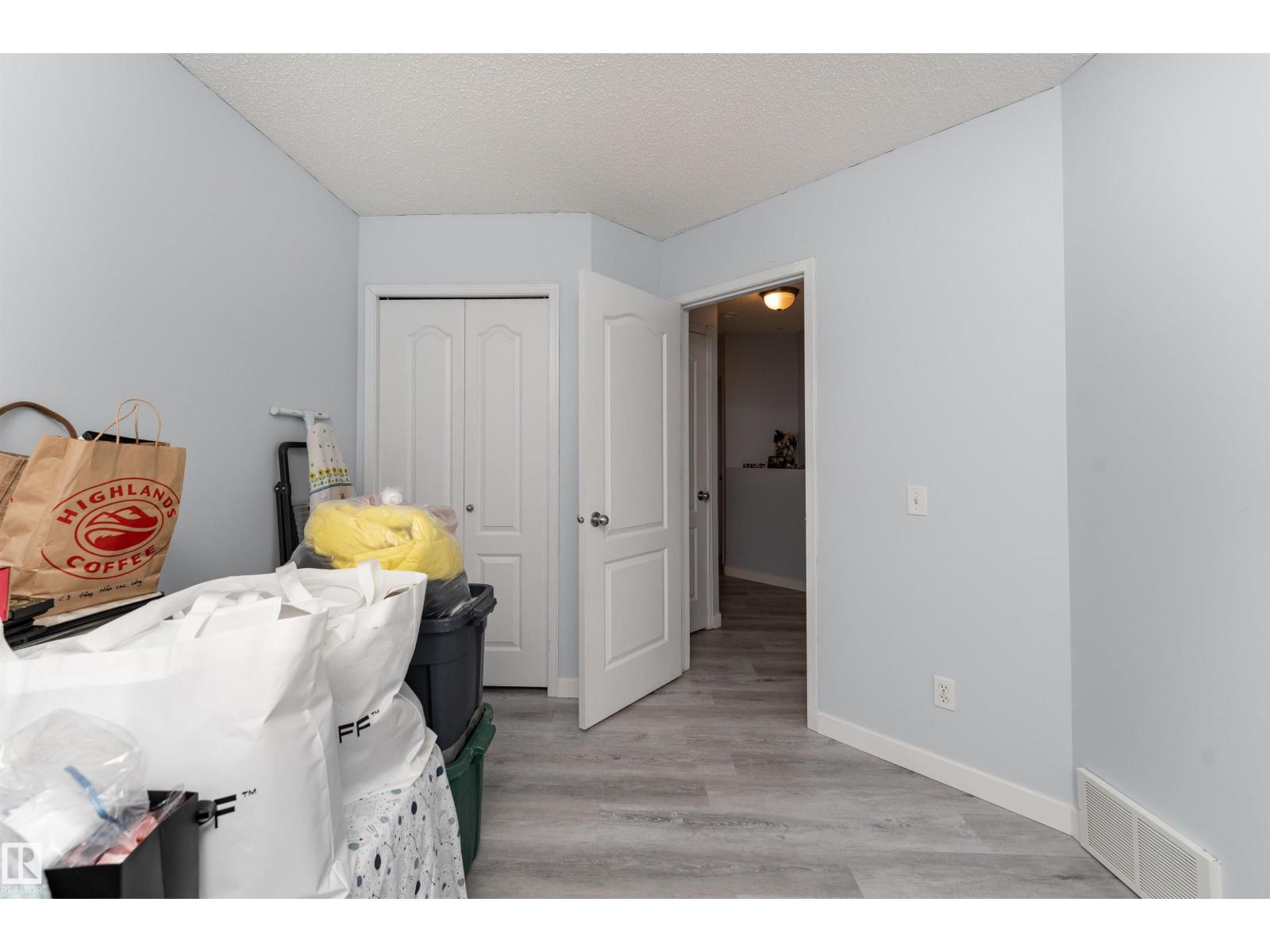 112 Brintnell Bv Nw Property Photo 22