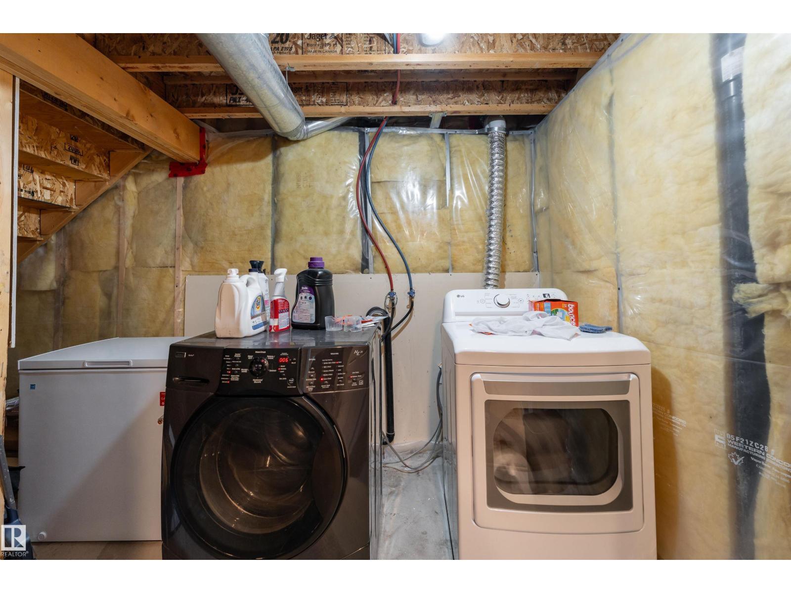 112 Brintnell Bv Nw Property Photo 28