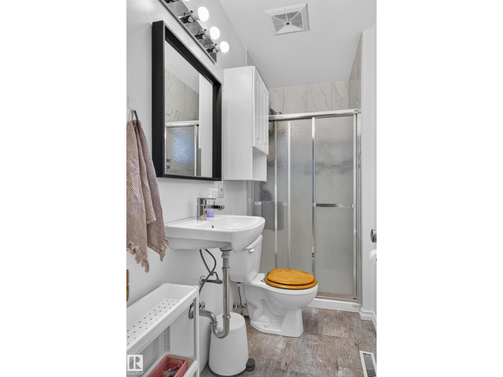 6512 94 Av Nw Property Photo 18