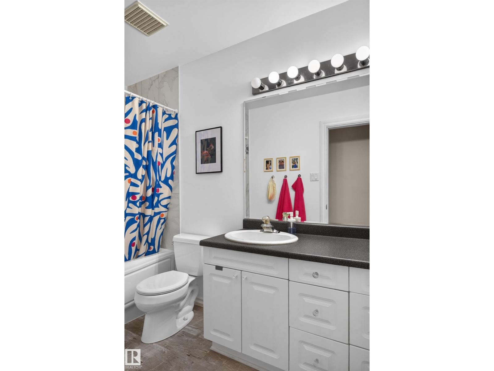 6512 94 Av Nw Property Photo 24