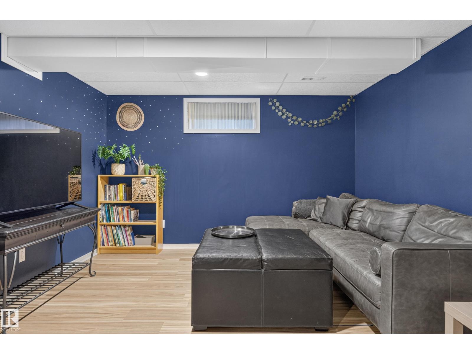6512 94 Av Nw Property Photo 29