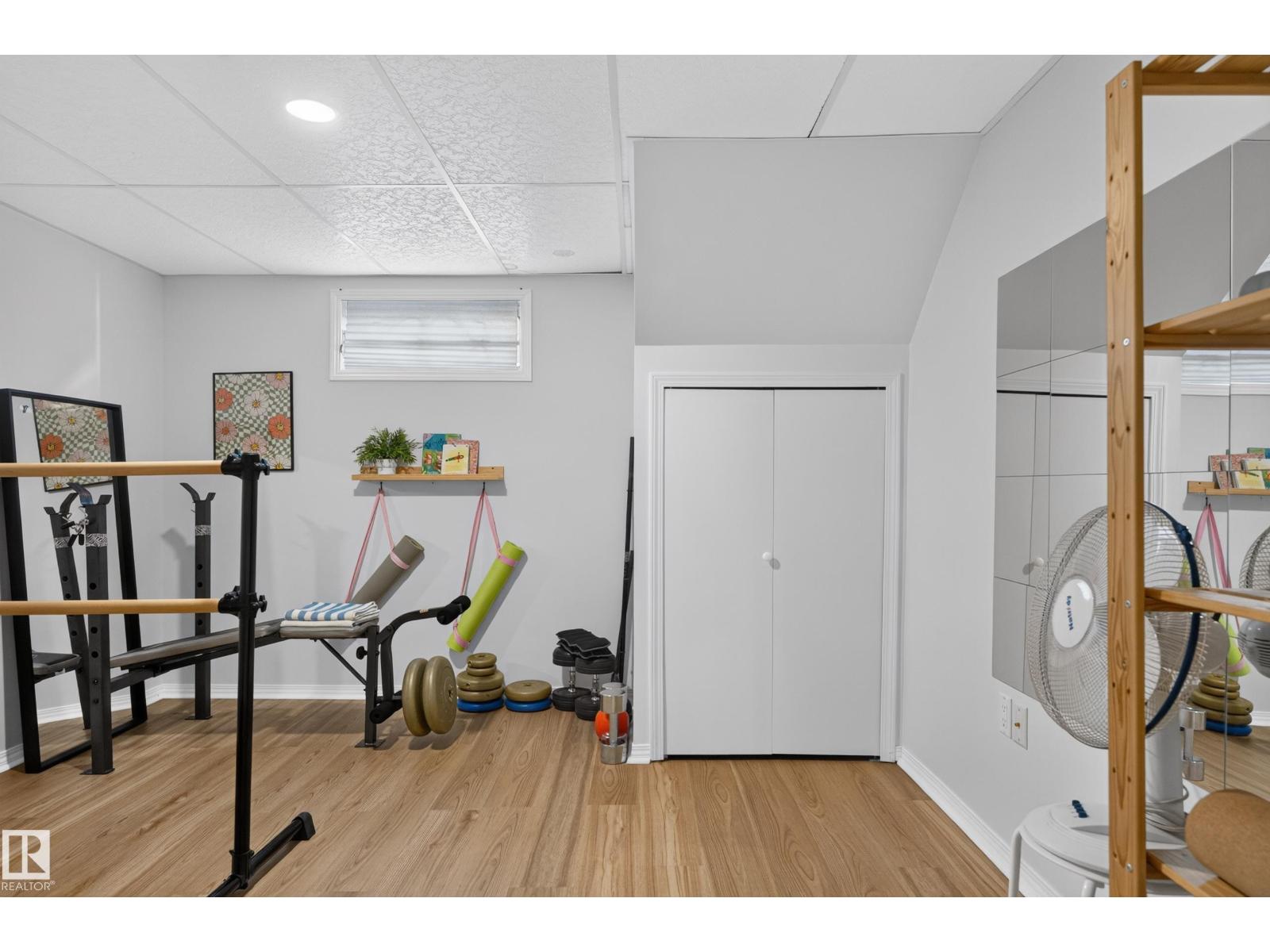 6512 94 Av Nw Property Photo 31