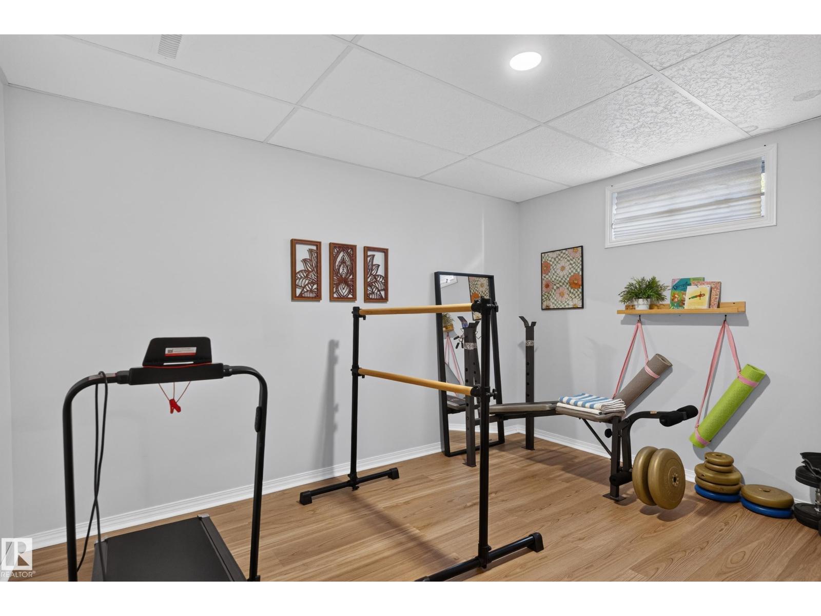 6512 94 Av Nw Property Photo 32