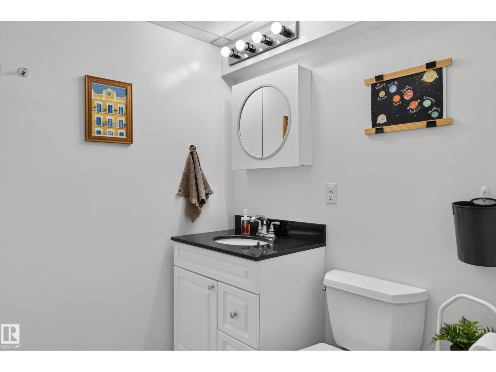 6512 94 Av Nw Property Photo 35