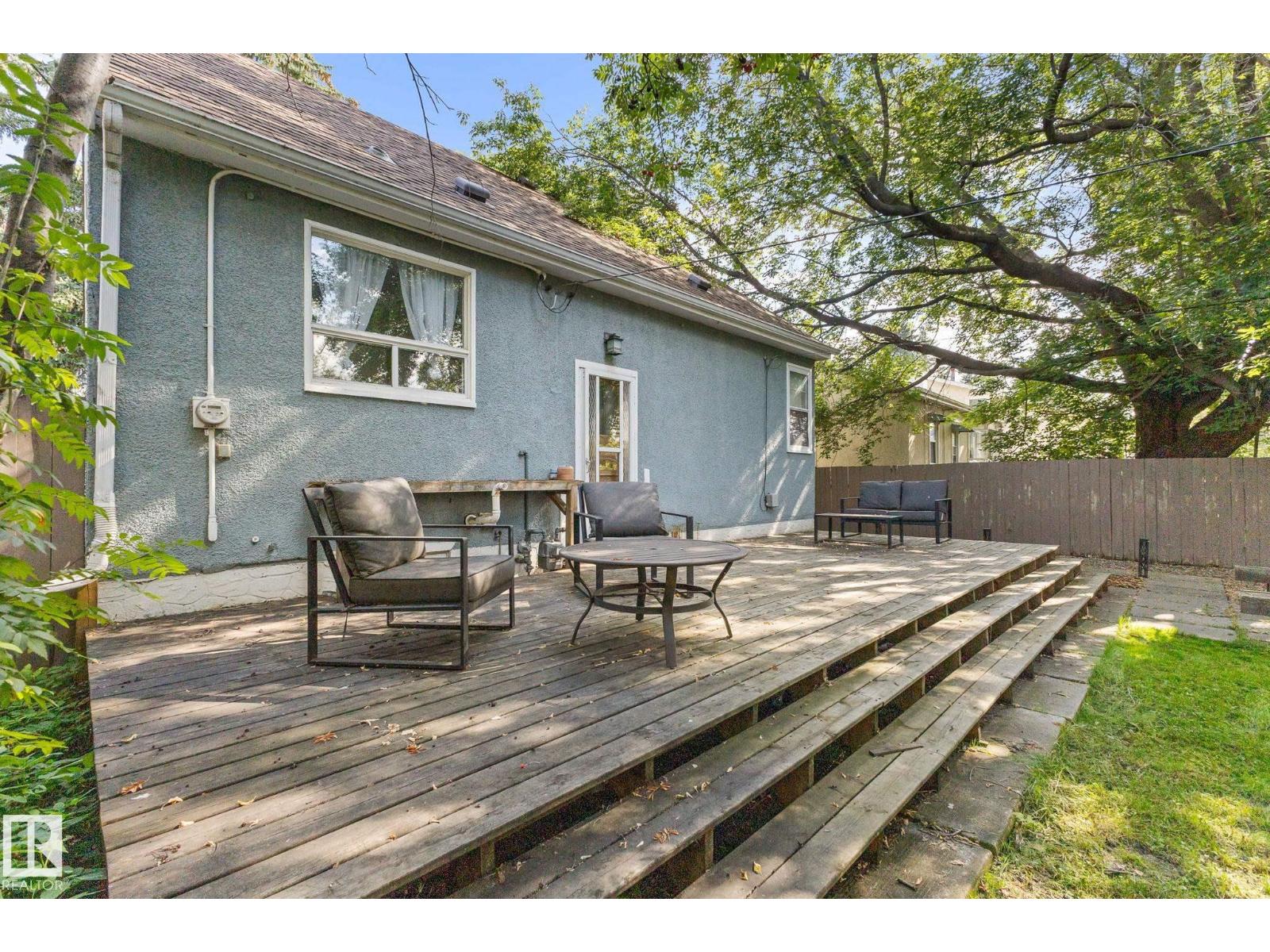 12034 104 St Nw Property Photo 17