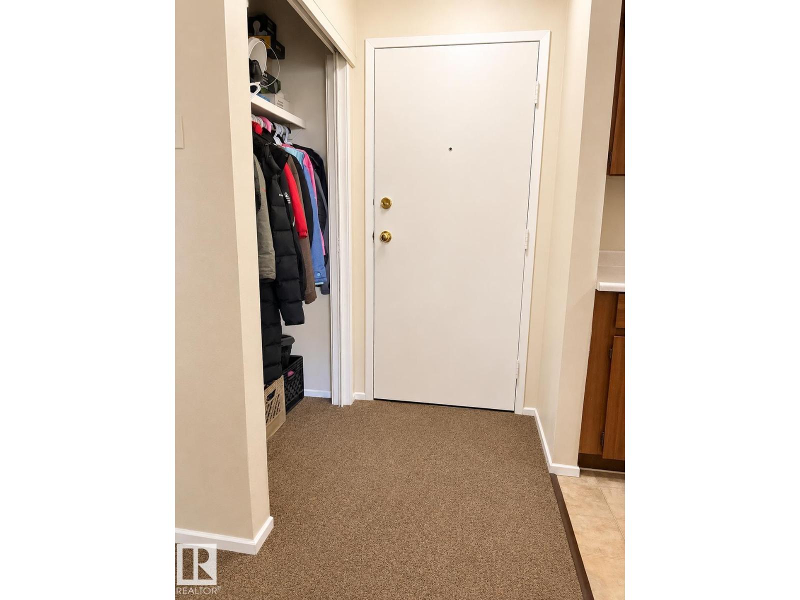 #38 11265 31 Av Nw Property Photo 2