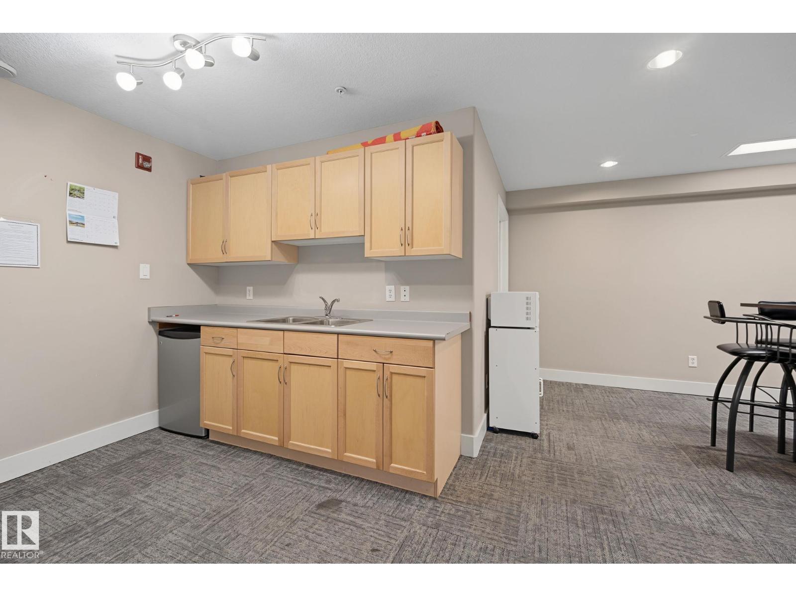 #102 646 Mcallister Lo Sw Property Photo 35