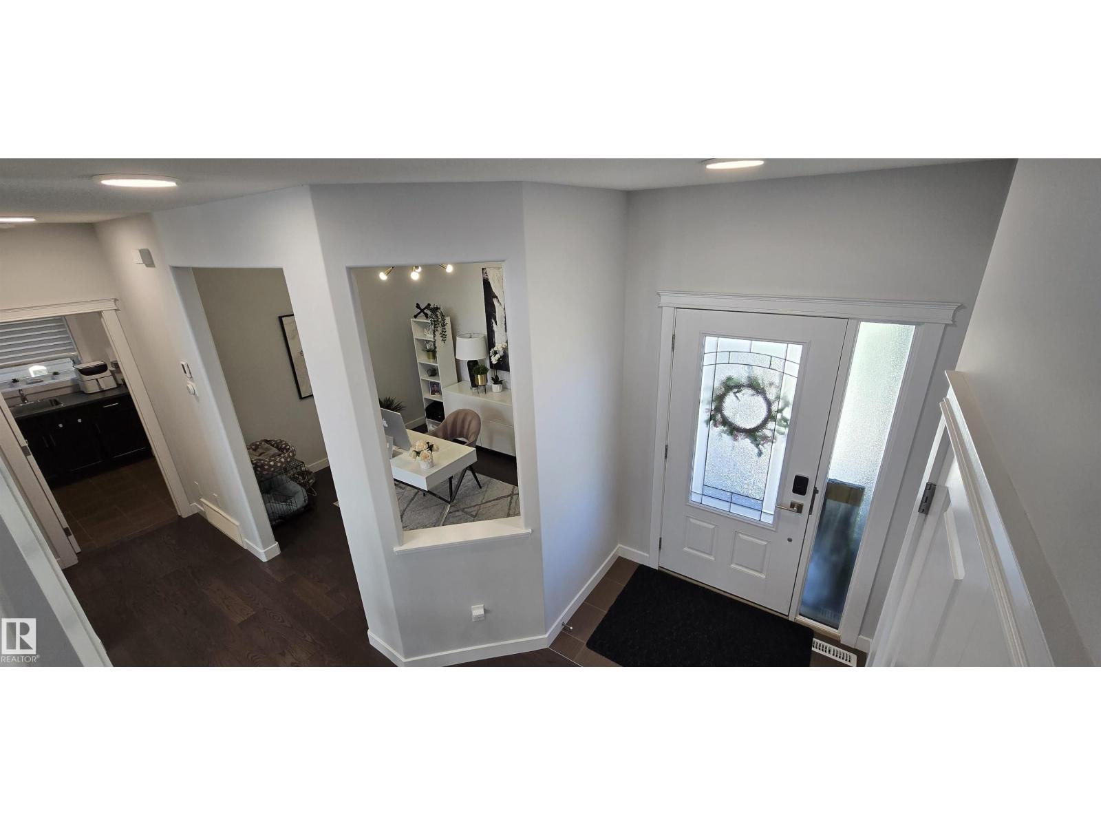 15883 13 Av Sw Property Photo 21