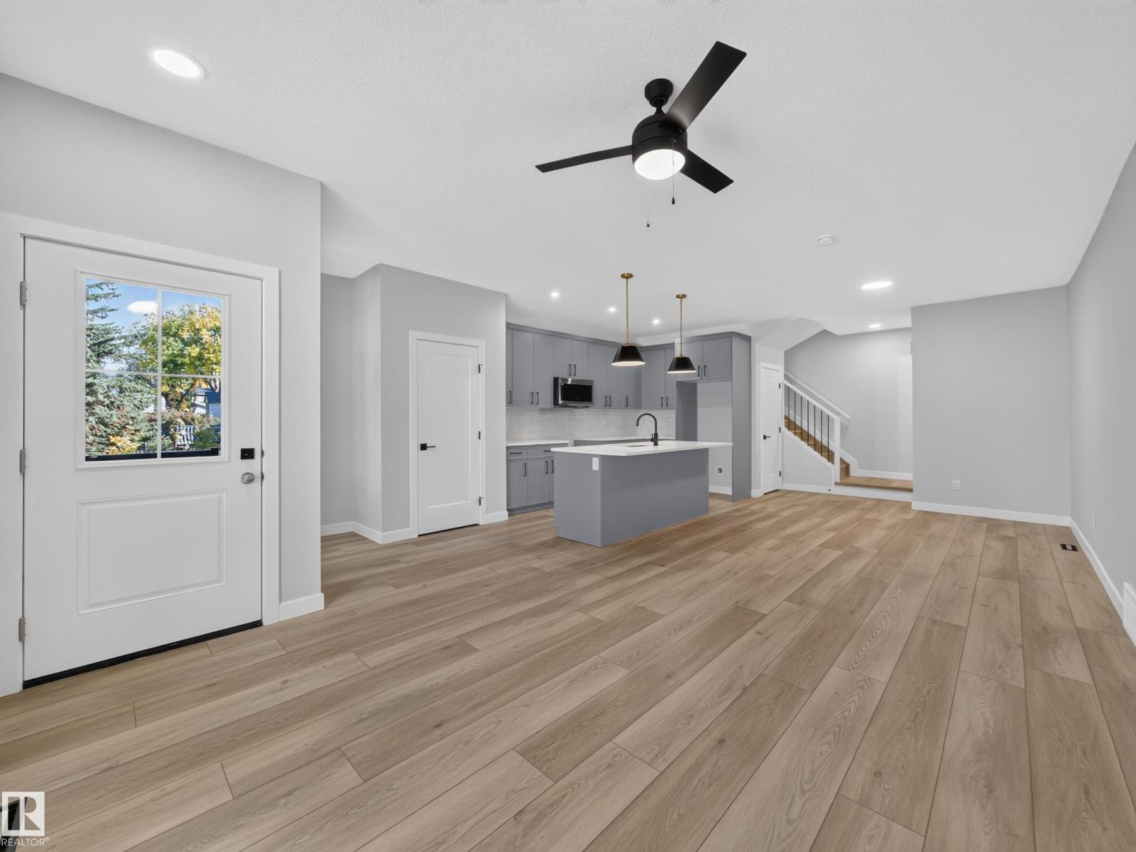 10985 130 St Nw Property Photo 27