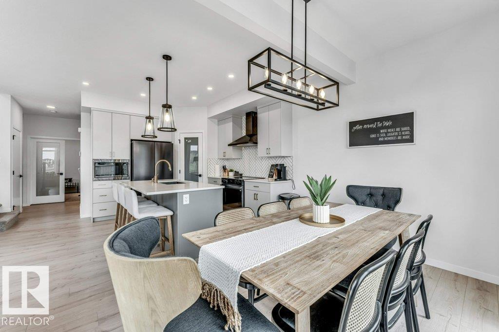 6921 54 Av Property Photo 17