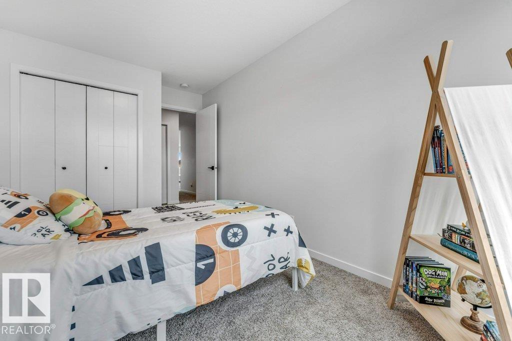 6921 54 Av Property Photo 33