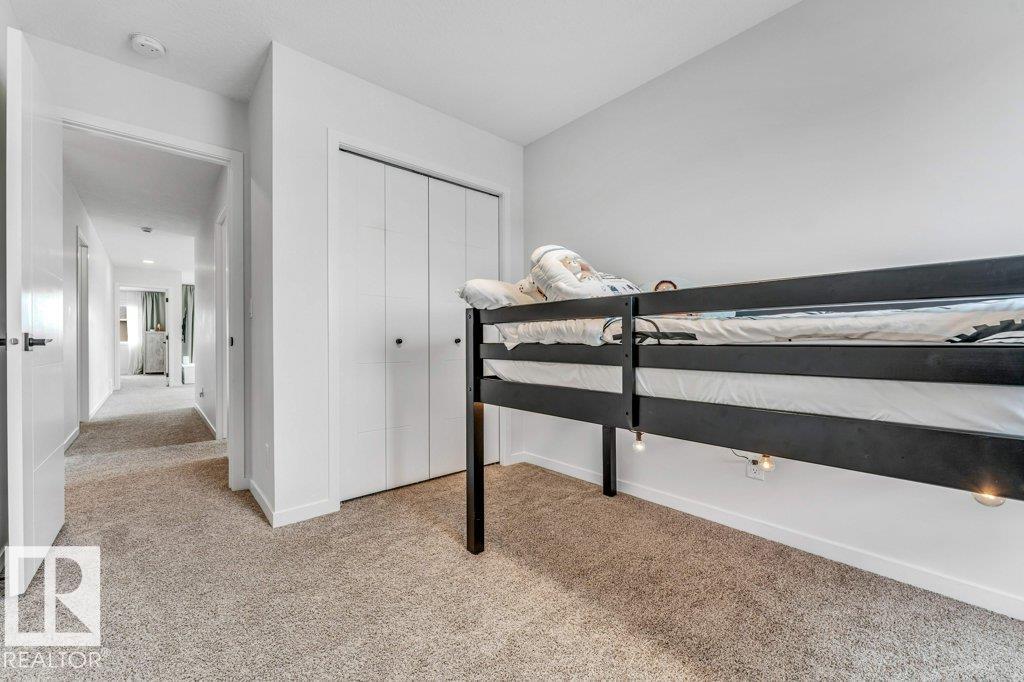 6921 54 Av Property Photo 35