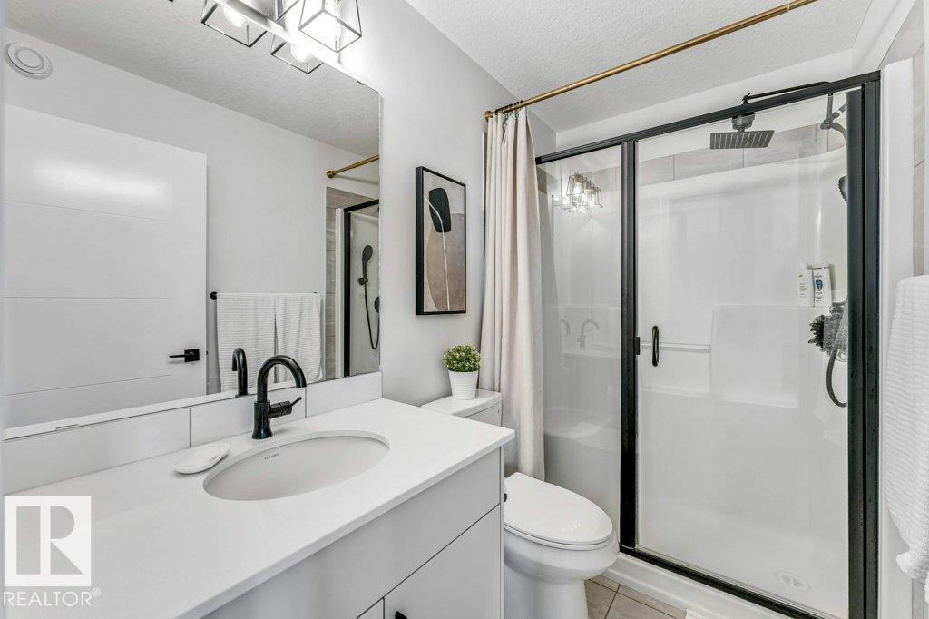 6921 54 Av Property Photo 39