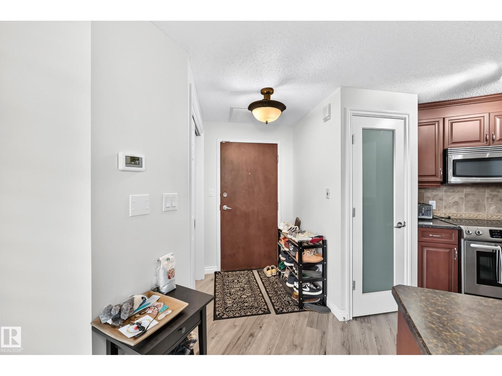 #103 9020 Jasper Av Nw Property Photo 5