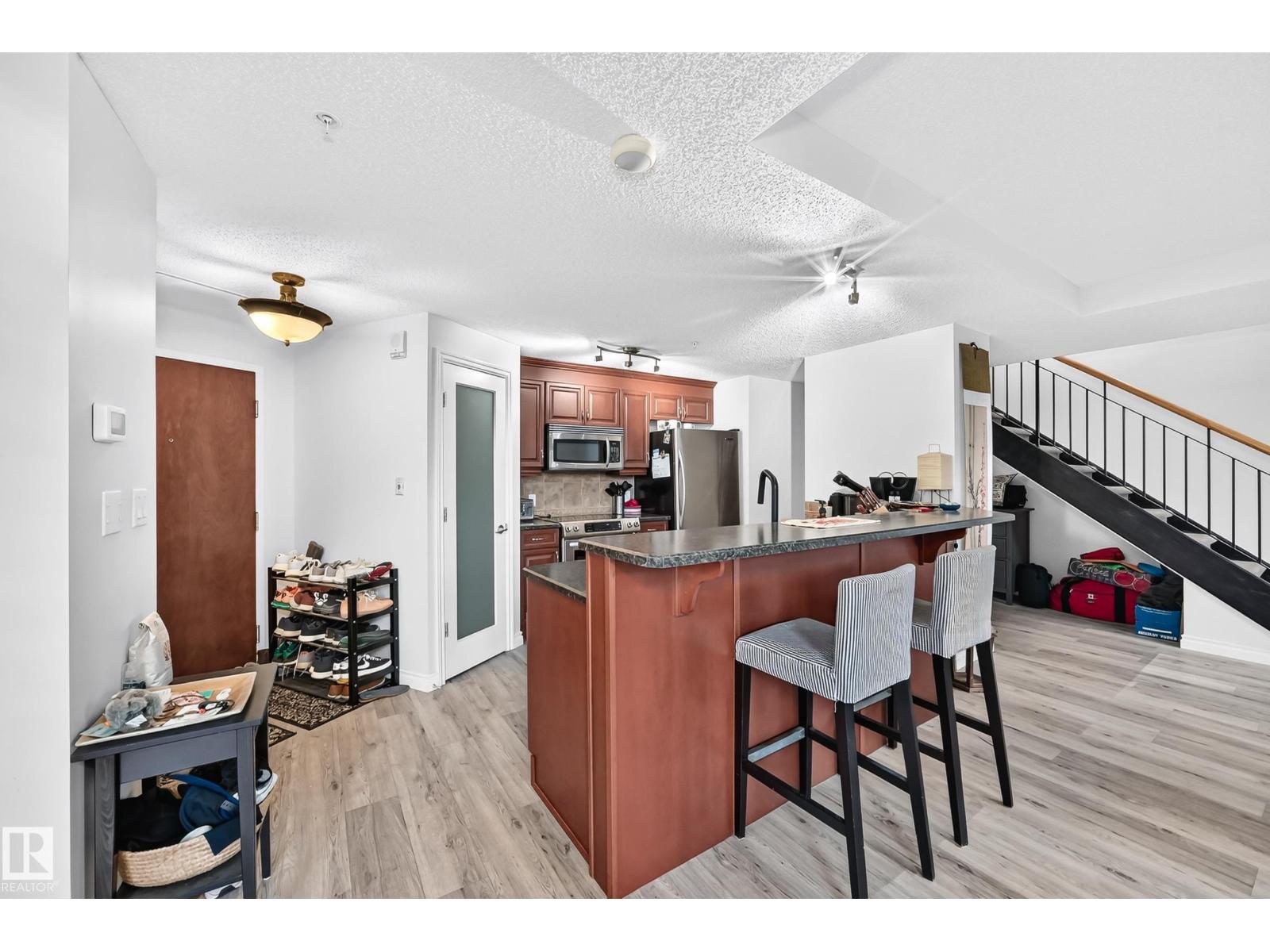 #103 9020 Jasper Av Nw Property Photo 8
