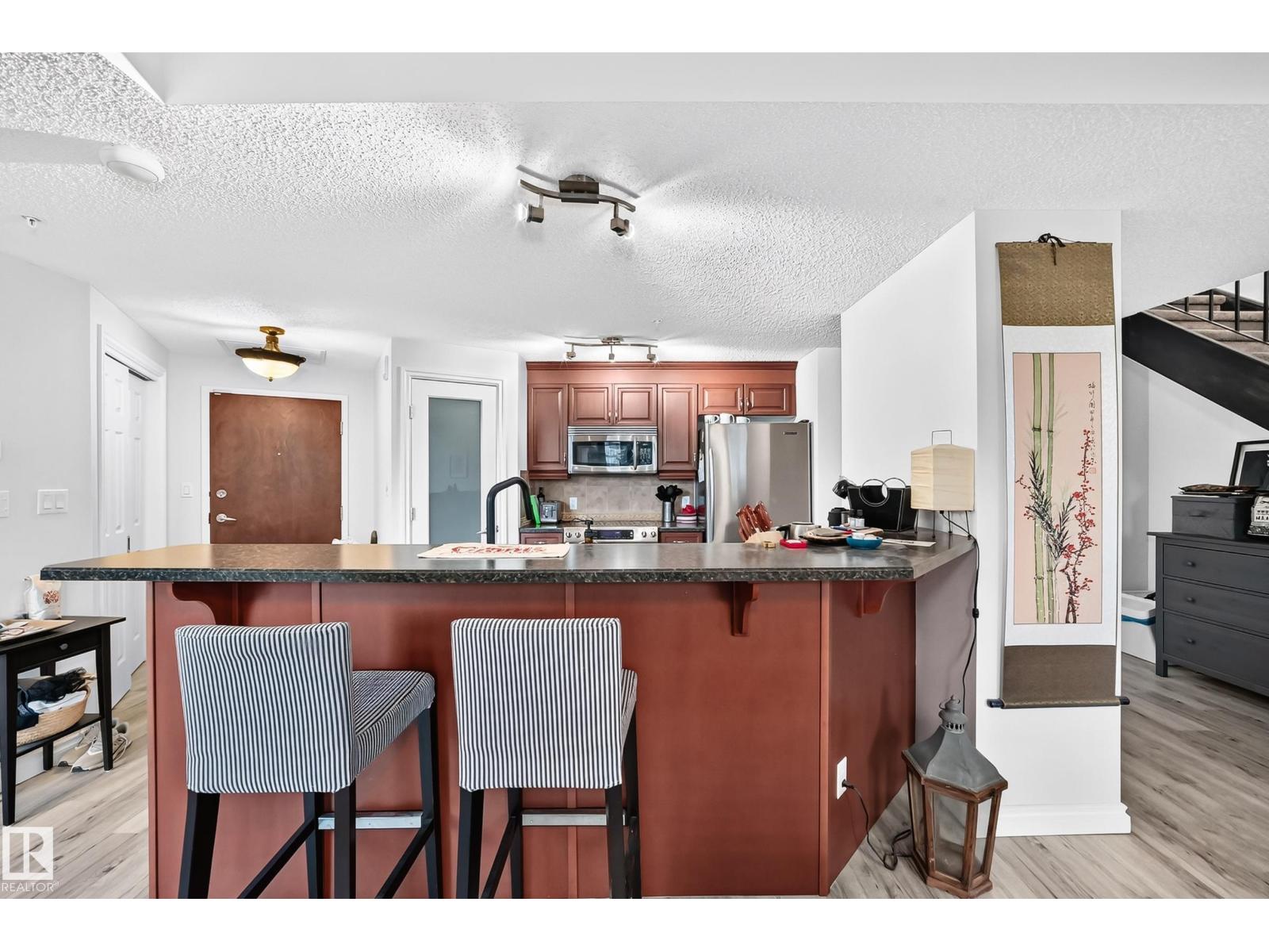 #103 9020 Jasper Av Nw Property Photo 9