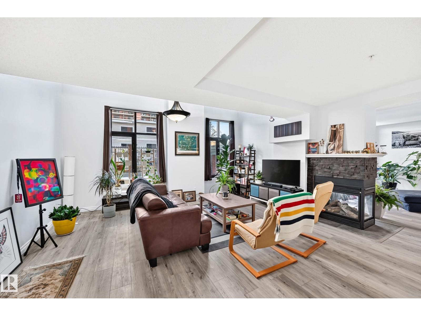 #103 9020 Jasper Av Nw Property Photo 13