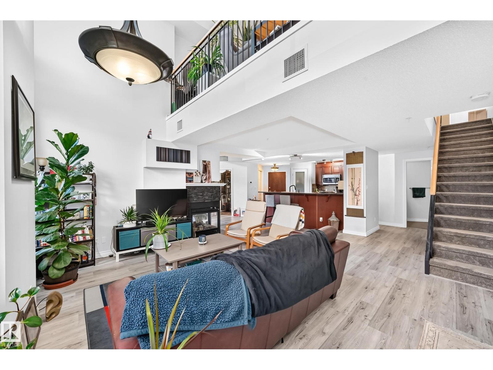 #103 9020 Jasper Av Nw Property Photo 16
